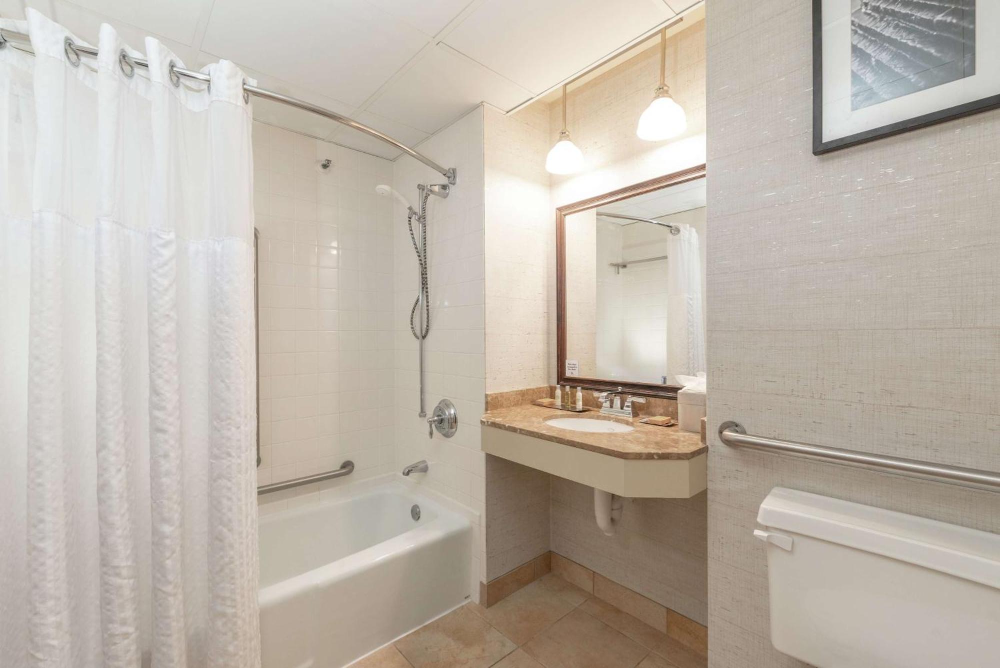 Doubletree By Hilton Bloomington Minneapolis South Экстерьер фото